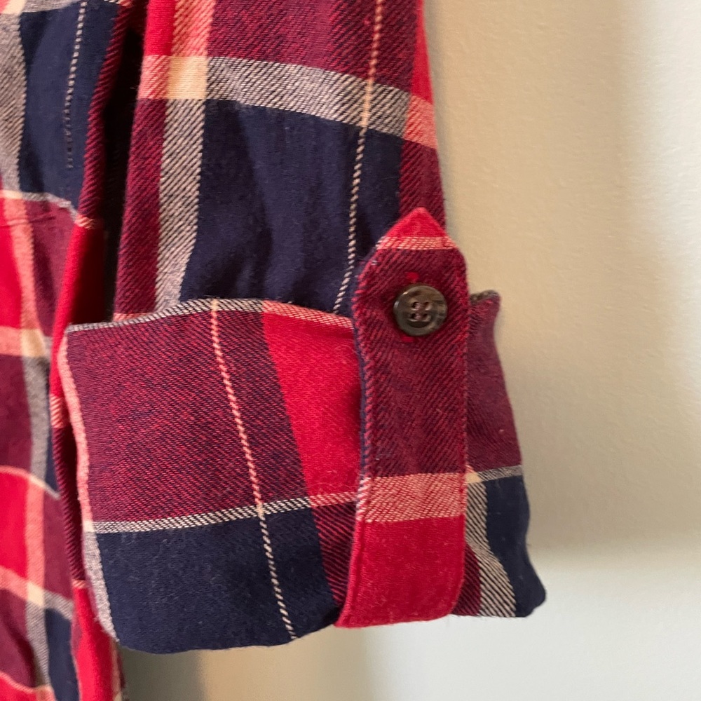 Buttons: plaid button down - Picture 4 of 6